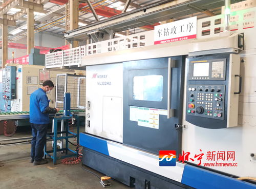 月山镇复工企业生产忙